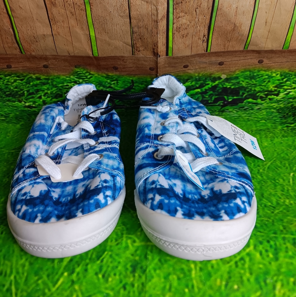NEW Time And Tru Womens Casual Blue Tie Dye Shoe With Memory Foam Sz 12W